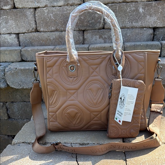 Valentino Orlandi Tan Tote Bag with wristlet New - Picture 2 of 10